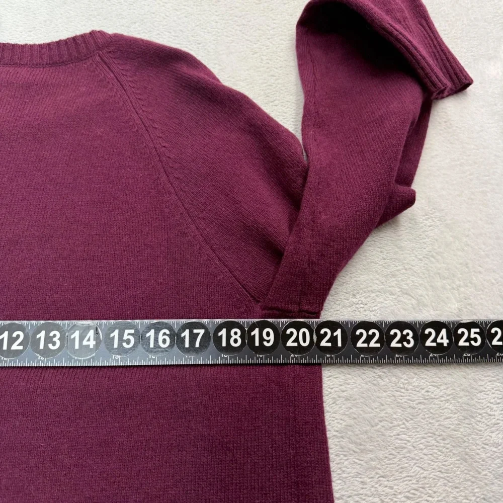NEW J.Crew Sweater Men Medium Purple Soft Lambswool Blend Pullover Long Sleeve